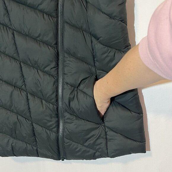 Nicole Miller Women’s Asymetrical Zipper Vest Large Gray Quilted Winter Outdoor - Picture 7 of 9